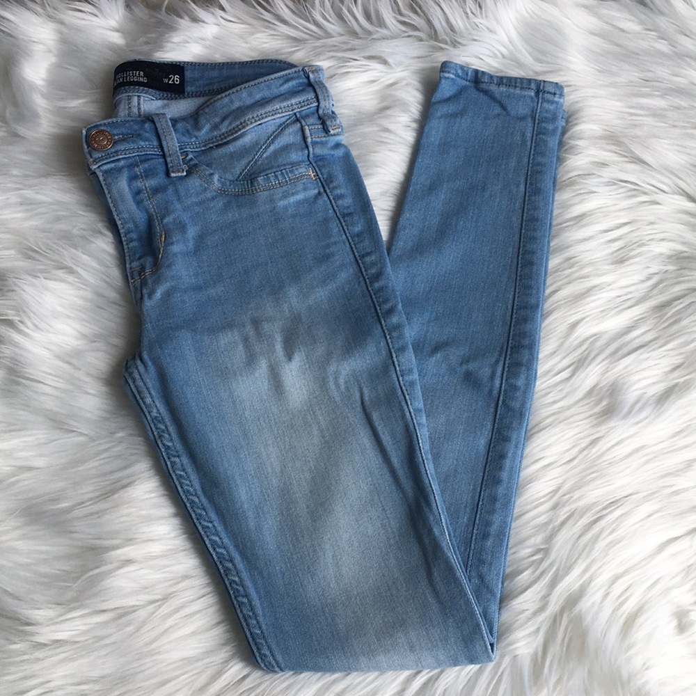 Abercrombie Light Wash Jeggings